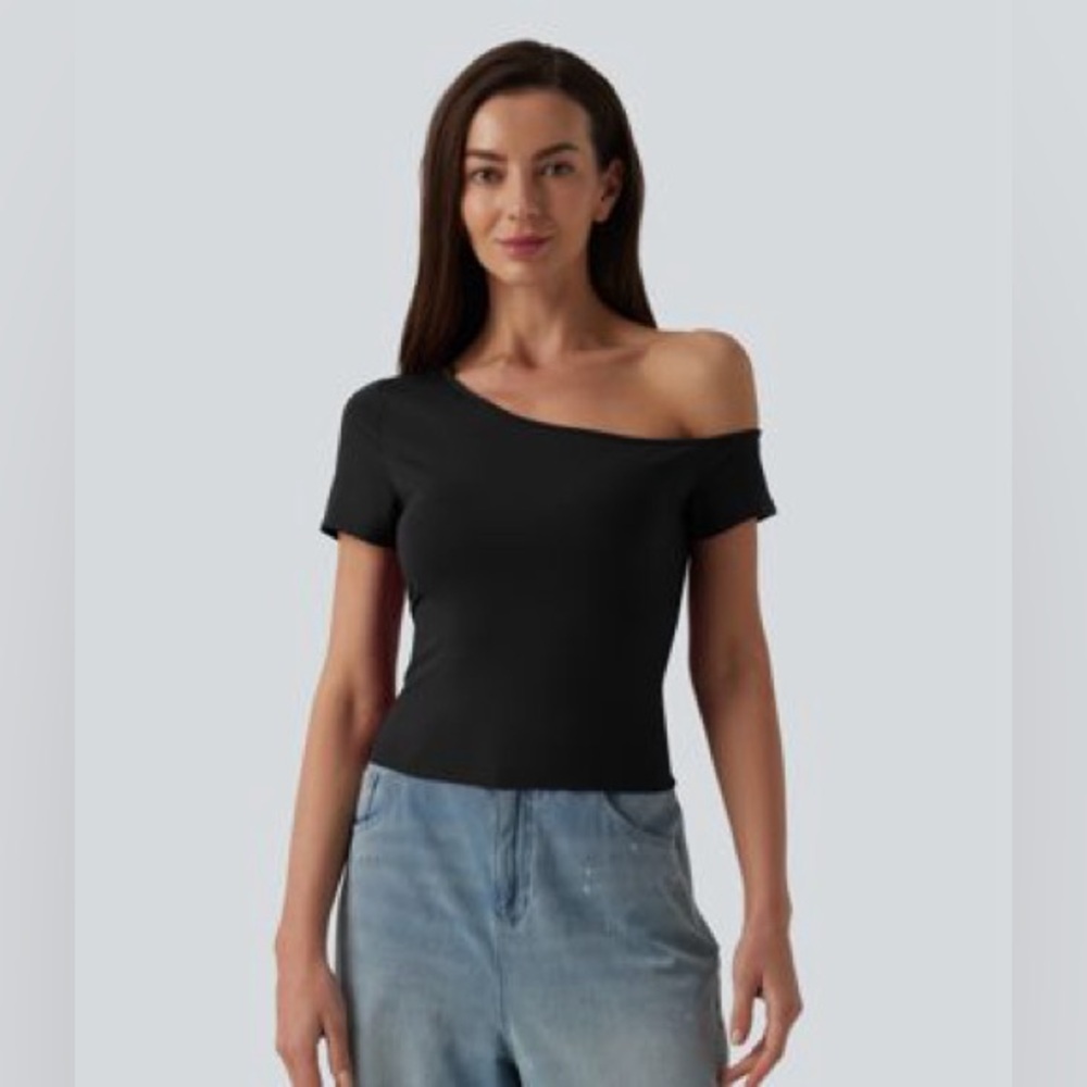 Halara Off-Shoulder top - Picture 5 of 10